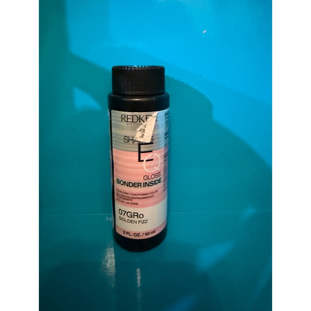 Redken Shades EQ Gloss Bonder‎ Inside 7GRo Golden Fizz Hair Color shine